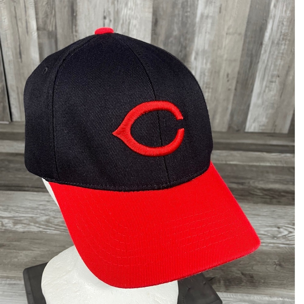 Cincinnati Reds Casad Sport Flexfit Hat Black Red MLB Baseball Cap L-XL